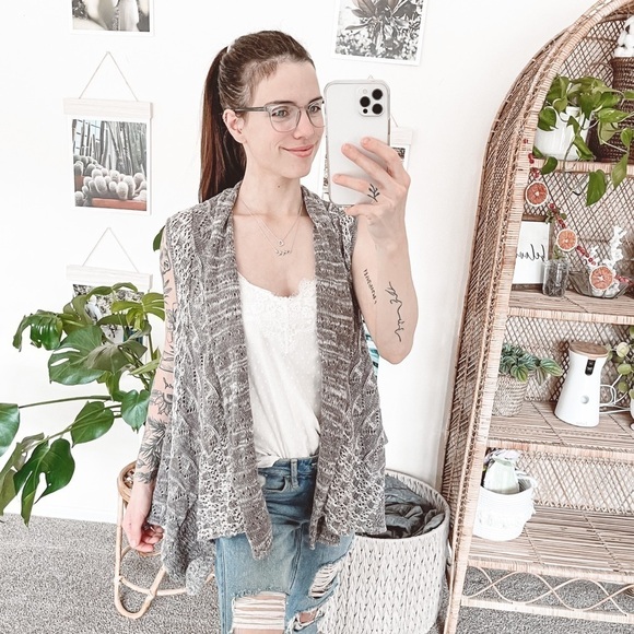 Anthropologie Moth Laverna Knit Sweater Vest - Picture 3 of 7